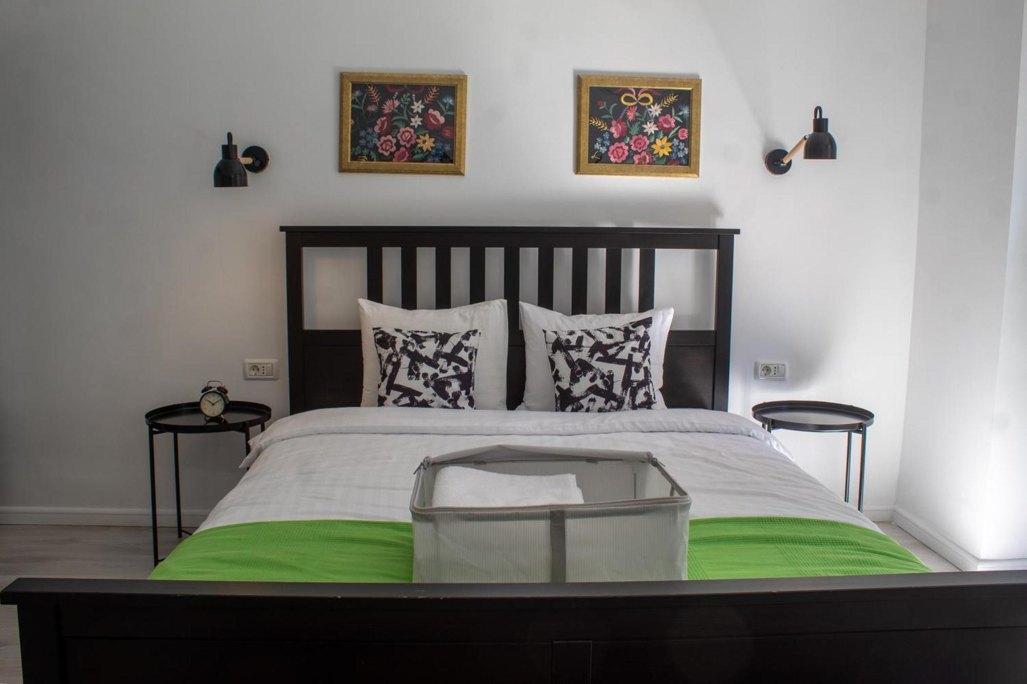 Domus Old Town Retreat Cozy & Central Bucharest Luaran gambar